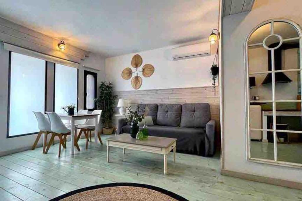 New Cozy Beach Apartment, Wifi Valencia Bagian luar foto